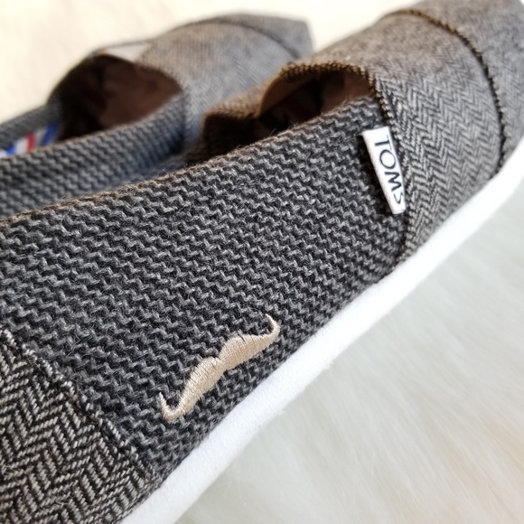 TOMS | Classic Movember Herringbone Shoes - Picture 4 of 6
